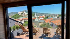 Páratlan kilátás